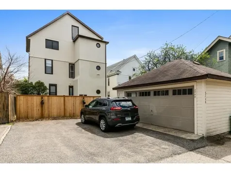 2748 Dupont Avenue S Minneapolis MN 55408