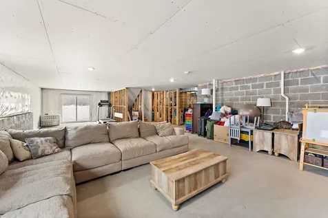 20044 Killdeer Street NW Oak Grove MN 55011