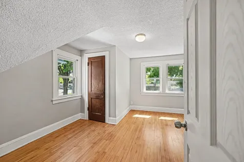 1411 Knox Avenue N Minneapolis MN 55411