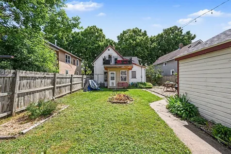 1411 Knox Avenue N Minneapolis MN 55411