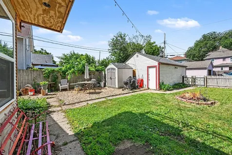1411 Knox Avenue N Minneapolis MN 55411