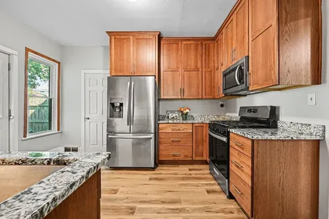 1411 Knox Avenue N Minneapolis MN 55411