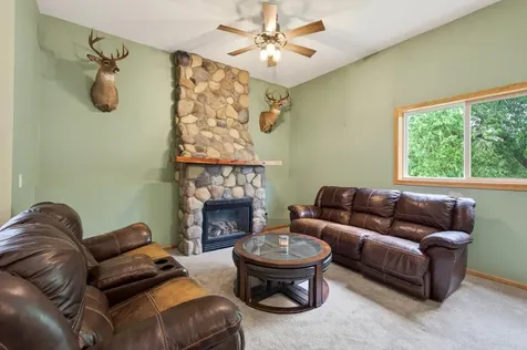 1129 Woodland Drive Howard Lake MN 55349