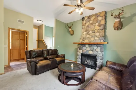 1129 Woodland Drive Howard Lake MN 55349