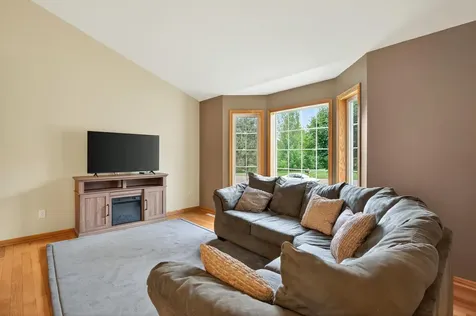 1129 Woodland Drive Howard Lake MN 55349