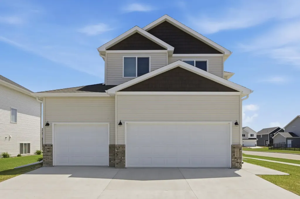 5555 Lori Lane W West Fargo ND 58078