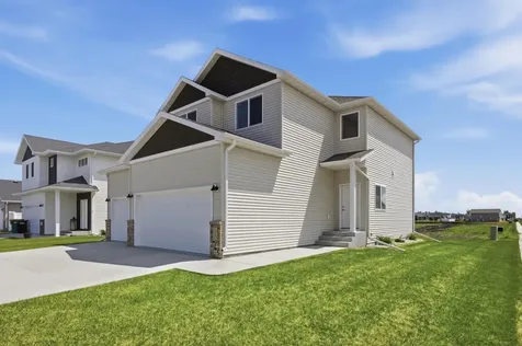 5555 Lori Lane W West Fargo ND 58078
