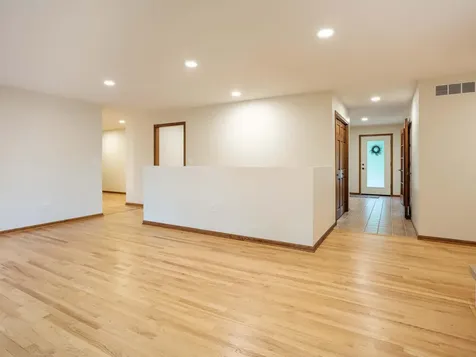 1404 Woodland Drive SW Rochester MN 55902