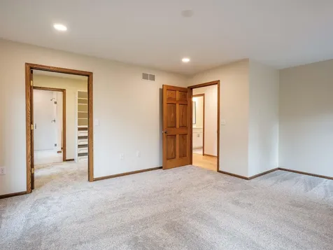 1404 Woodland Drive SW Rochester MN 55902