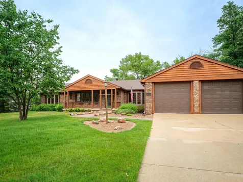 1404 Woodland Drive SW Rochester MN 55902