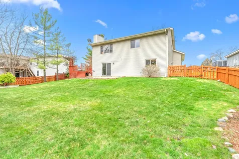 2581 Henslow Avenue N Oakdale MN 55128