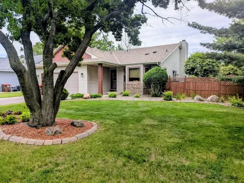 2581 Henslow Avenue N Oakdale MN 55128