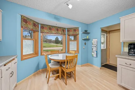 2581 Henslow Avenue N Oakdale MN 55128