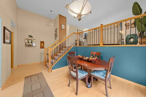 2581 Henslow Avenue N Oakdale MN 55128