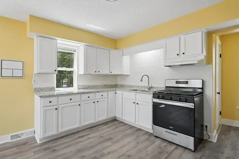 901 31st Avenue N Minneapolis MN 55411