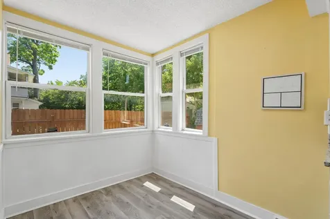 901 31st Avenue N Minneapolis MN 55411