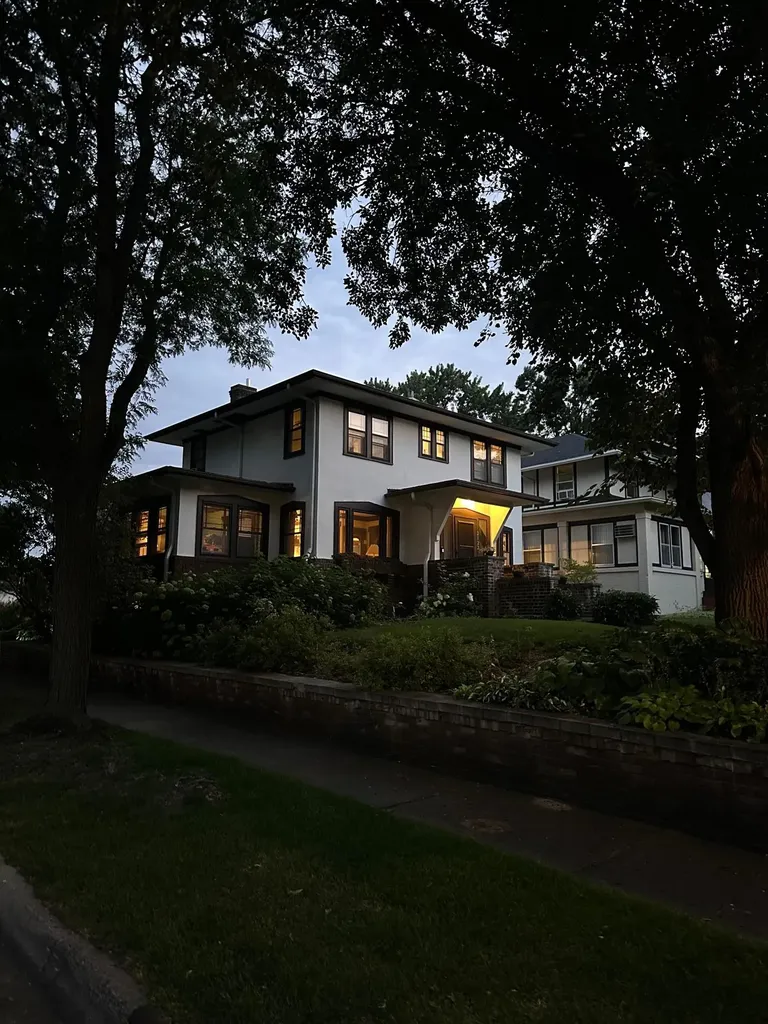 2122 Carroll Avenue Saint Paul MN 55104