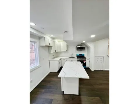 10920 Oak Knoll Terrace N Hopkins MN 55305