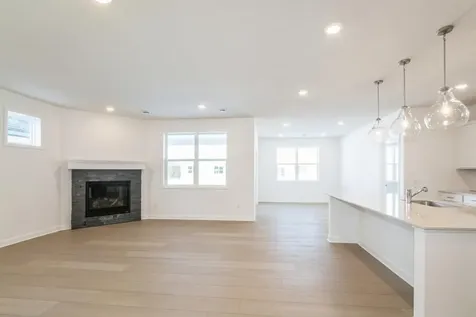 20092 Ginseng Way Lakeville MN 55044