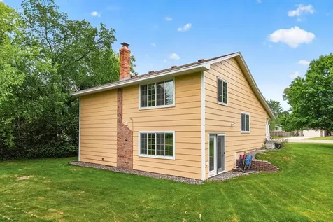 7941 Girard Court N Brooklyn Park MN 55444