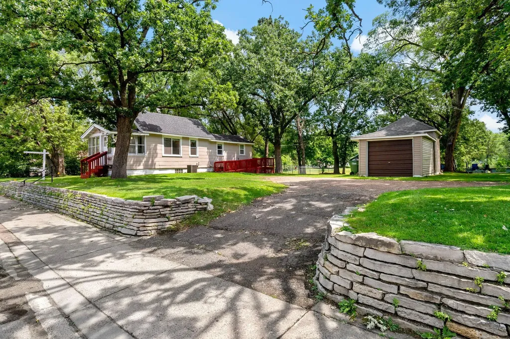 5740 Dupont Avenue N Brooklyn Center MN 55430