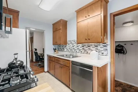 8528 Columbus Avenue S Bloomington MN 55420