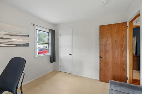 8528 Columbus Avenue S Bloomington MN 55420