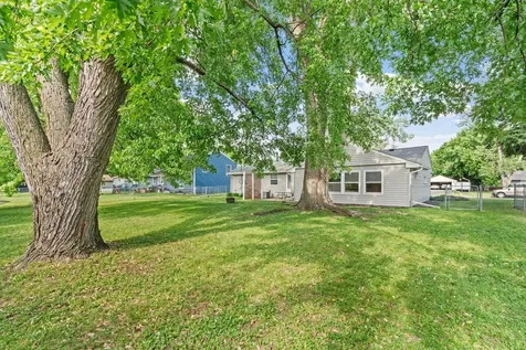 8528 Columbus Avenue S Bloomington MN 55420
