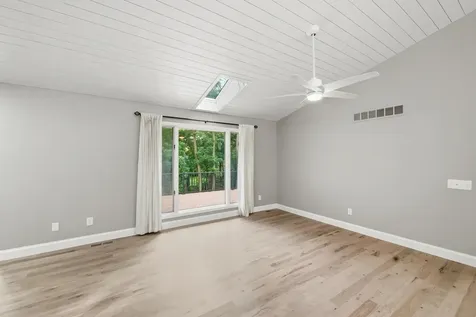 1831 Koehnen Circle Excelsior MN 55331