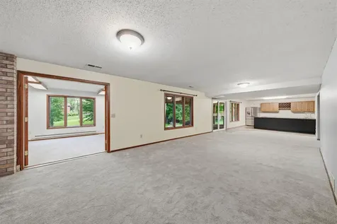 1831 Koehnen Circle Excelsior MN 55331