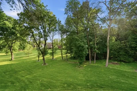 1831 Koehnen Circle Excelsior MN 55331