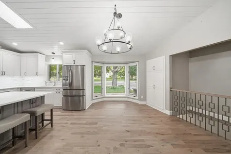 1831 Koehnen Circle Excelsior MN 55331