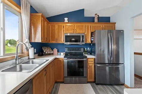 609 Bluebird Street Mora MN 55051
