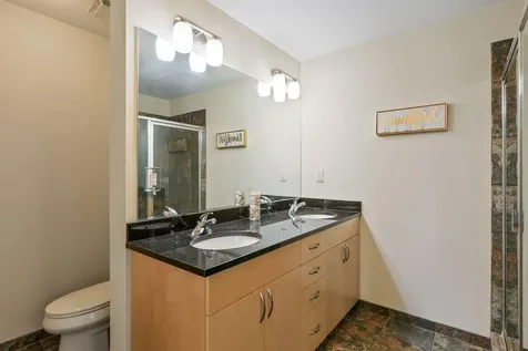 215 10th Avenue S Minneapolis MN 55415
