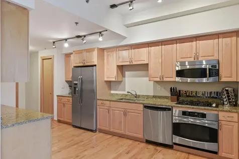 215 10th Avenue S Minneapolis MN 55415