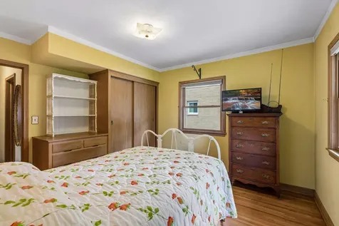 375 Jessamine Avenue W Saint Paul MN 55117