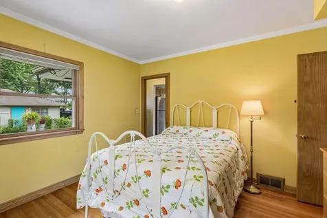 375 Jessamine Avenue W Saint Paul MN 55117