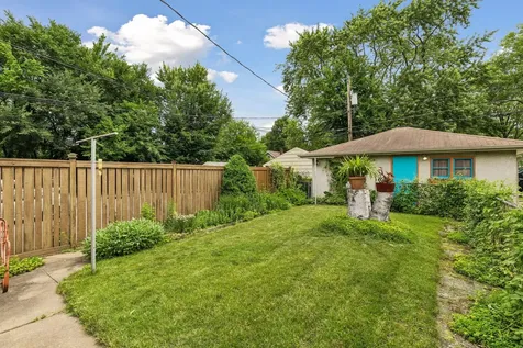 375 Jessamine Avenue W Saint Paul MN 55117