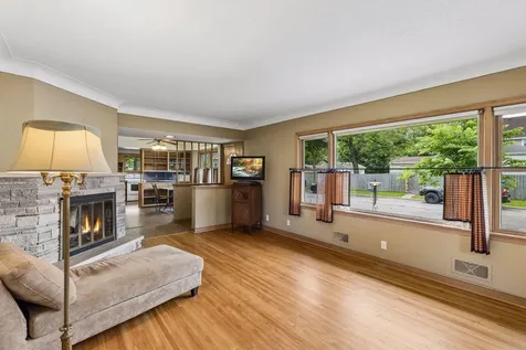 375 Jessamine Avenue W Saint Paul MN 55117