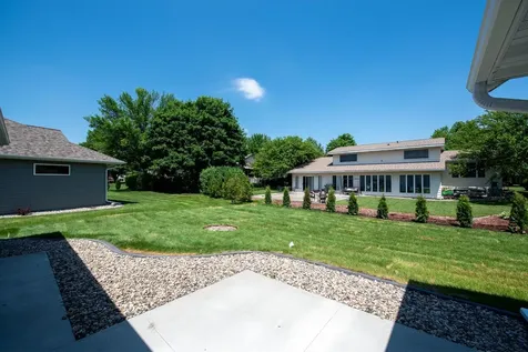 216 Dancing Waters Circle Mankato MN 56001