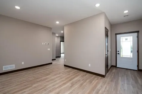 216 Dancing Waters Circle Mankato MN 56001