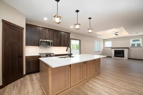 216 Dancing Waters Circle Mankato MN 56001