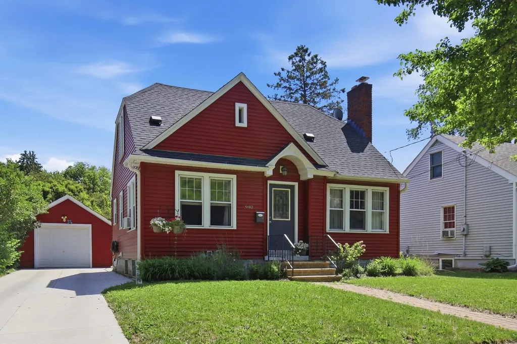 940 9th Avenue SE Rochester MN 55904