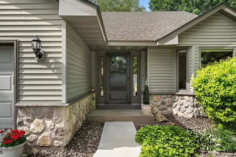 10452 61st Street NE Albertville MN 55301