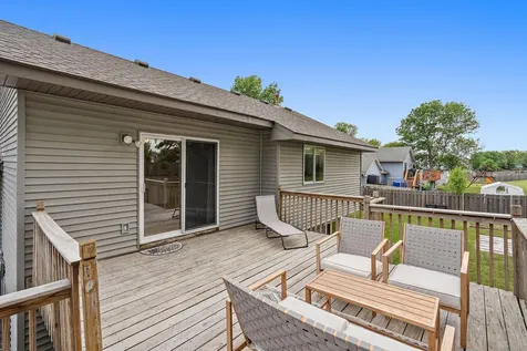 10452 61st Street NE Albertville MN 55301