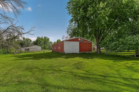 70525 State Highway 56 Hayfield MN 55940