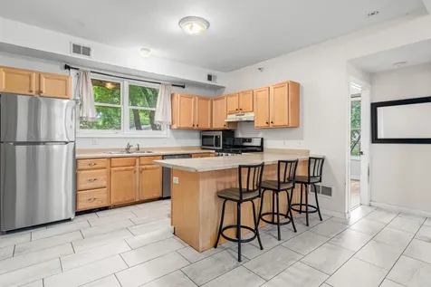 2827 Bryant Avenue N Minneapolis MN 55411