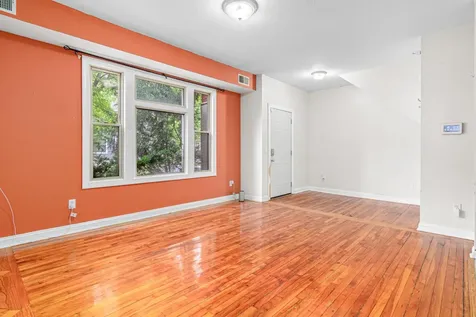 2827 Bryant Avenue N Minneapolis MN 55411