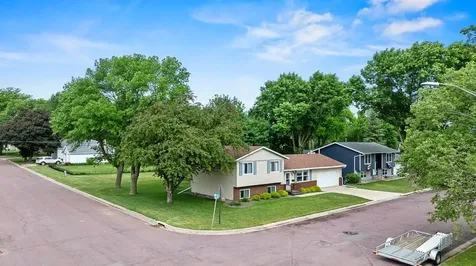 201 3rd Street E Tracy MN 56175