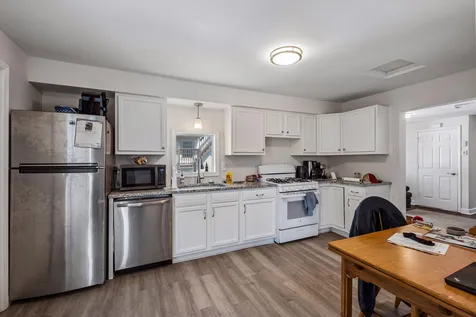 1165 Minnehaha Avenue E Saint Paul MN 55106